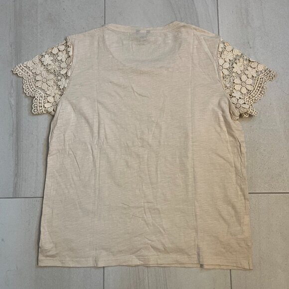 Ann Taylor Misses Large Lace Tee Shirt - Picture 2 of 4